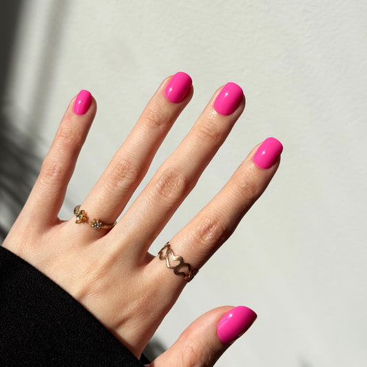 Hot Crush - Neon Nails