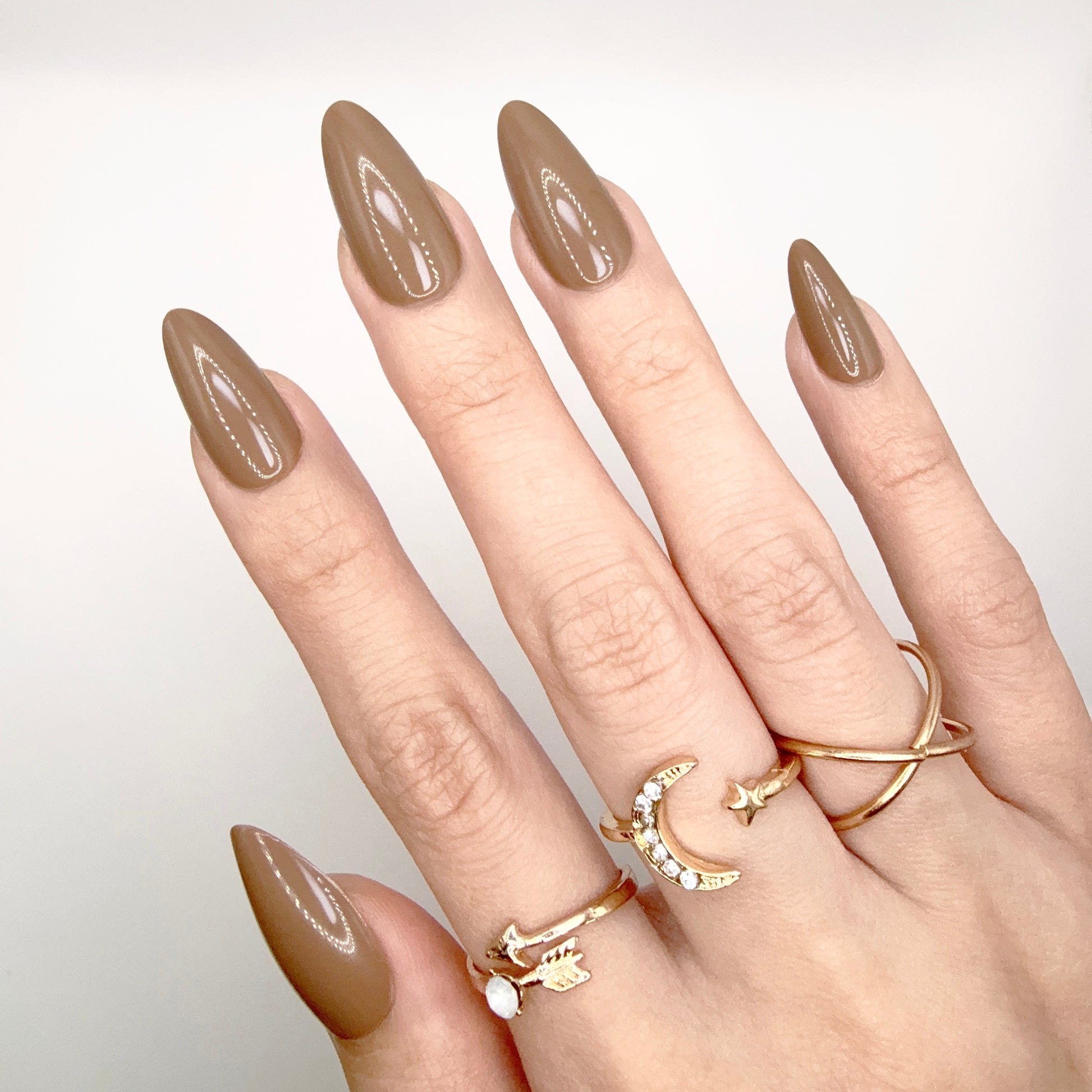 Mocha Muse - Neon Nails