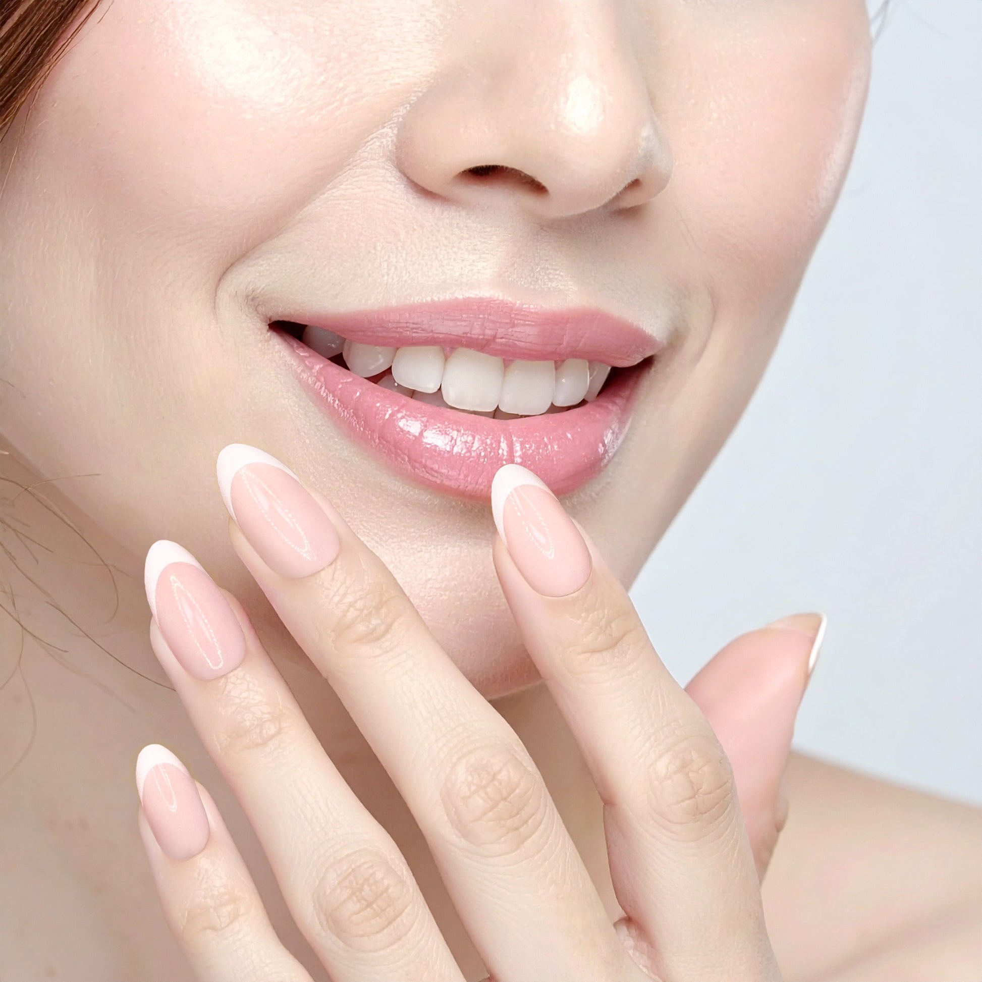 Soft Chic - Neon Nails